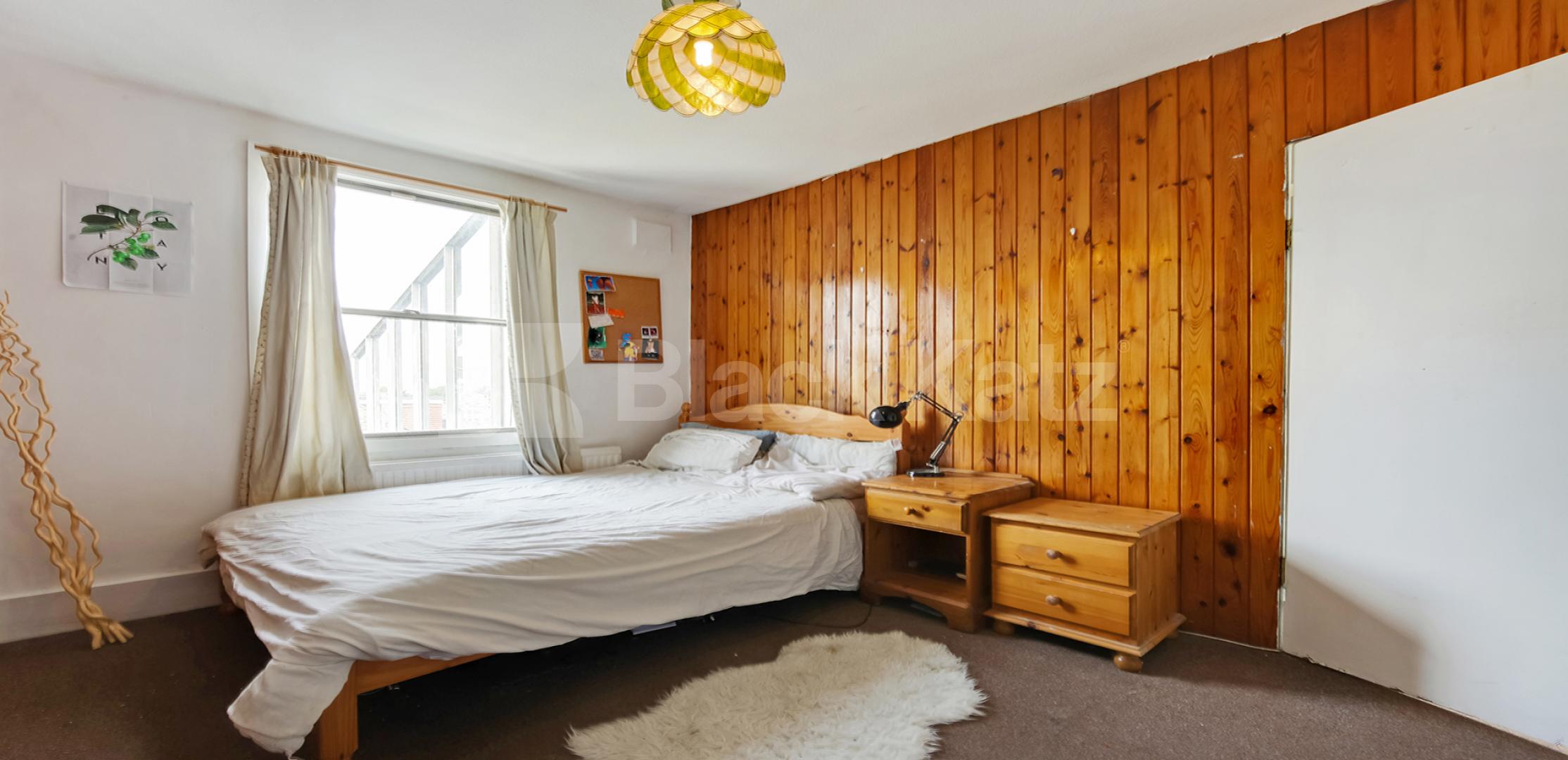 			LET , 4 Bedroom, 1 bath, 1 reception Apartment			 Trinity Road, Wandsworth Common / Balham